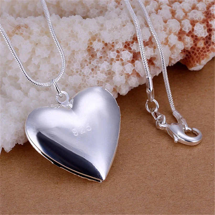 ForeverFrame Necklace