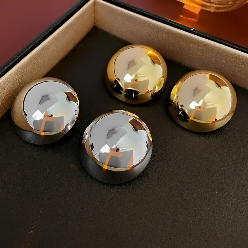 LuxeDome Studs