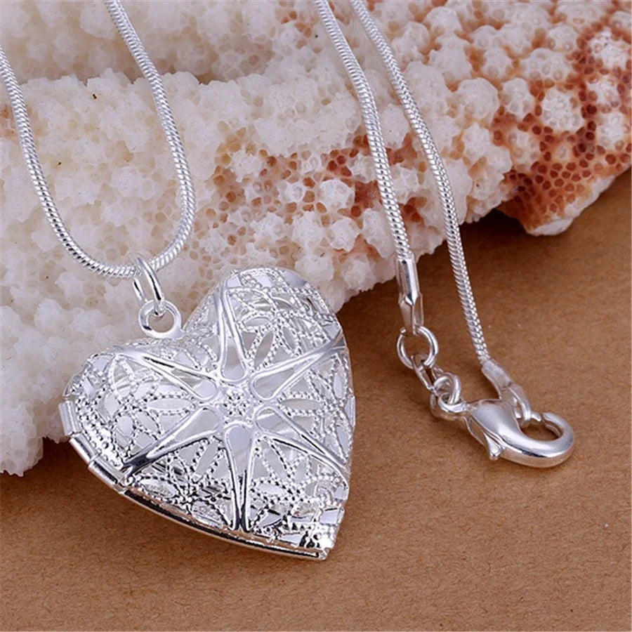 ForeverFrame Necklace